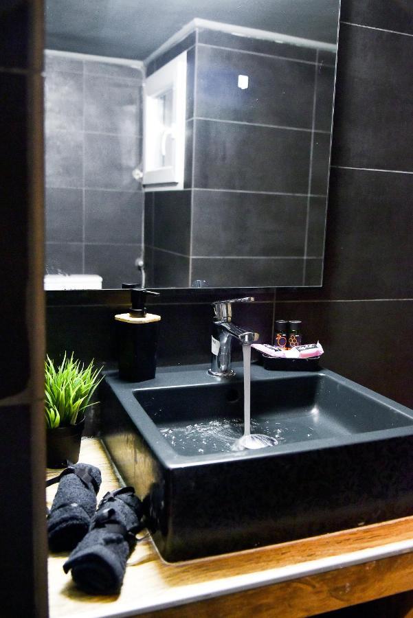 Home Plus Psirri Apartment Athens Luaran gambar